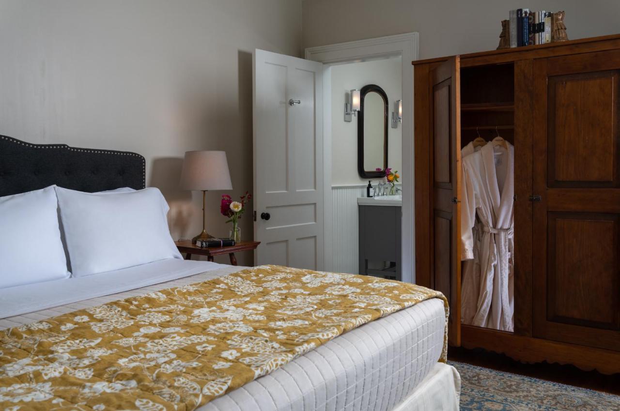 Landmark Inn คูเปอร์สทาวน์ ภายนอก รูปภาพ